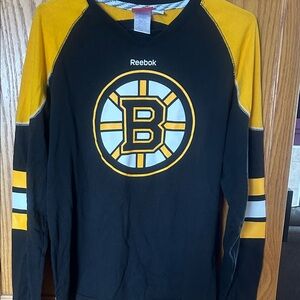 Reebok Black and Gold Boston Bruins Long Sleeve Pullover